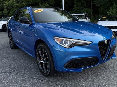 Used 2022 Alfa Romeo Stelvio Veloce AWD/4WD image 21