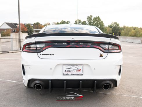 Used 2020 Dodge Charger Scat Pack image 6