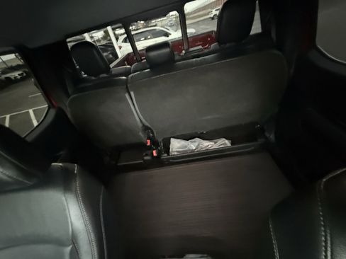 Used 2021 Ford F150 Lariat image 15