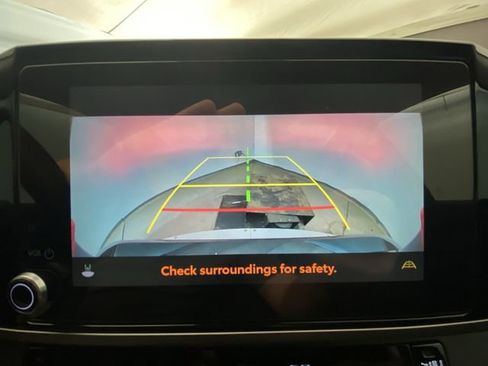 Used 2025 Toyota Camry LE w/ Convenience Package FWD image 17