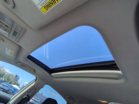 Used 2020 Honda Civic EX image 12