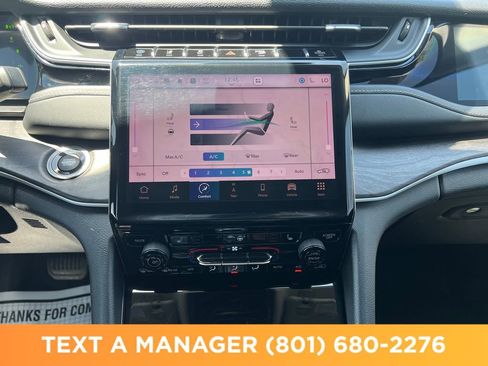 Used 2023 Jeep Grand Cherokee 4WD 4xe image 18