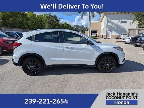 Used 2022 Honda HR-V Sport image 3