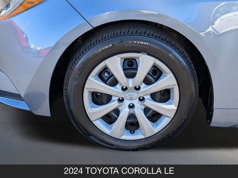 Used 2024 Toyota Corolla LE image 11