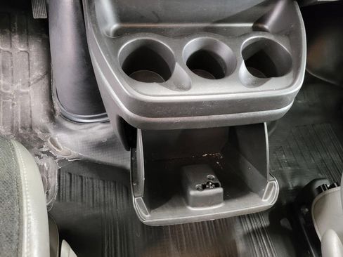 Used 2024 Chevrolet Express 2500 w/ Driver Convenience Package image 18