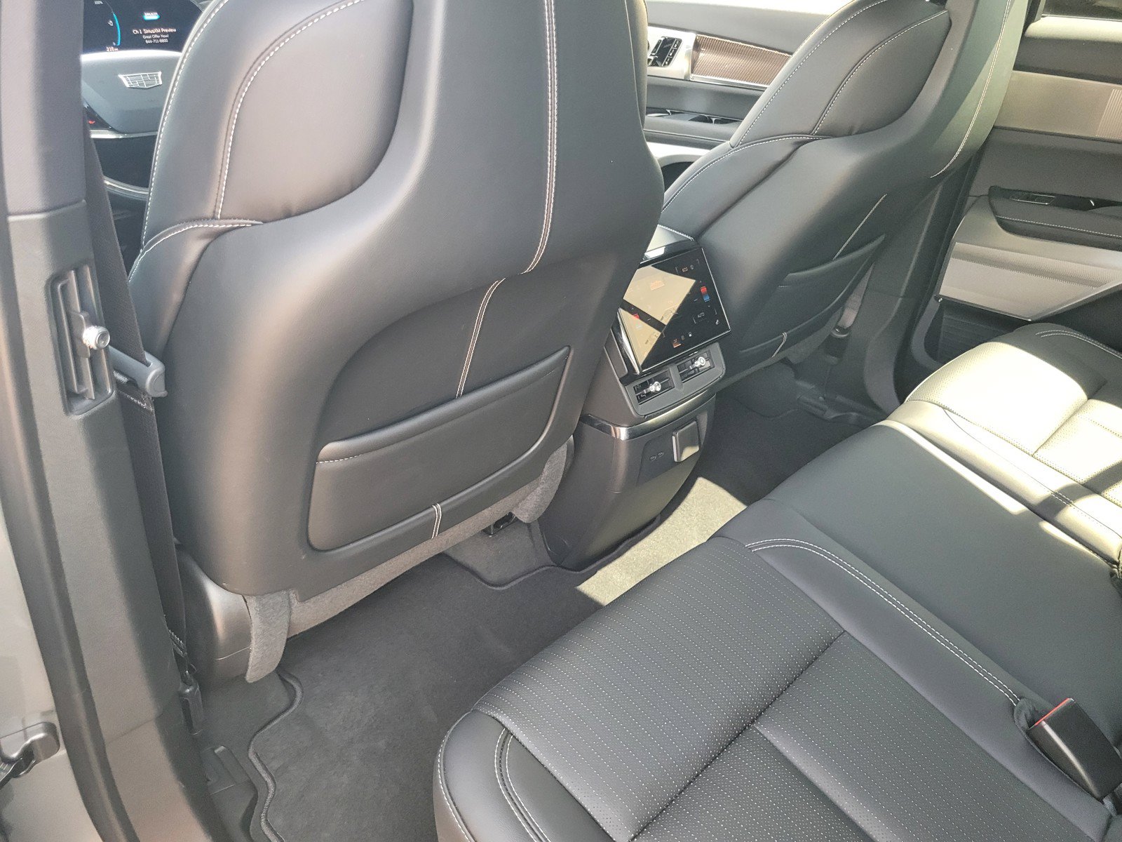 Used 2026 Cadillac Vistiq Sport AWD/4WD image 10