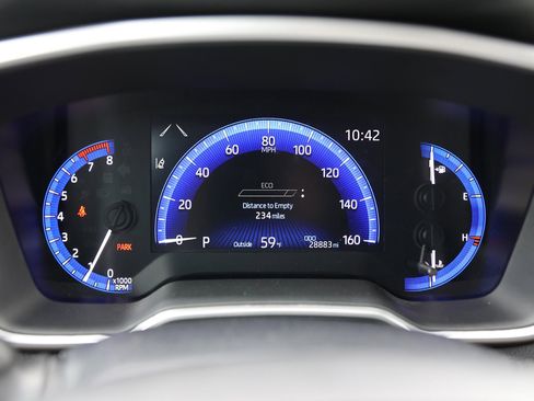 Used 2022 Toyota Corolla Cross XLE w/ Convenience Package image 39