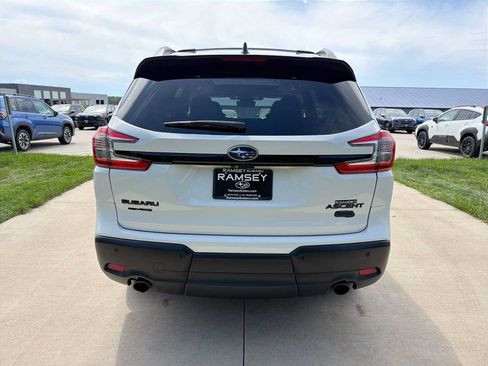 Used 2023 Subaru Ascent Onyx Edition AWD/4WD image 5