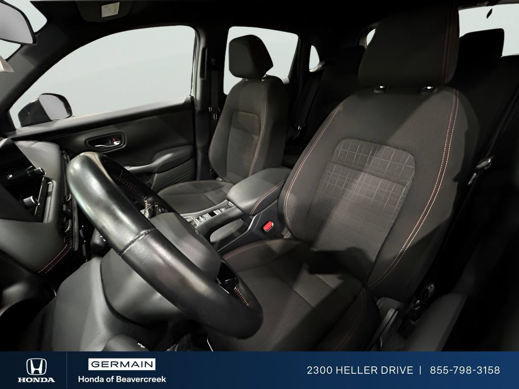 Used 2025 Honda HR-V Sport image 26