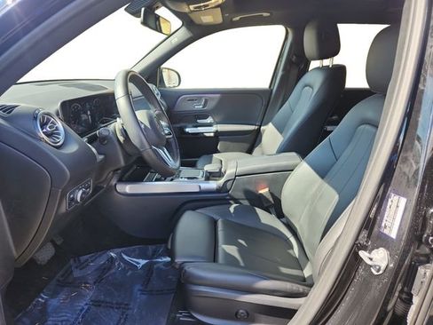 Used 2020 Mercedes-Benz GLB 250 4MATIC image 10