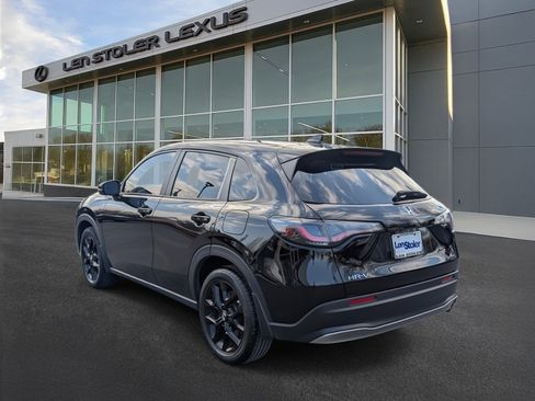 Used 2024 Honda HR-V Sport image 5