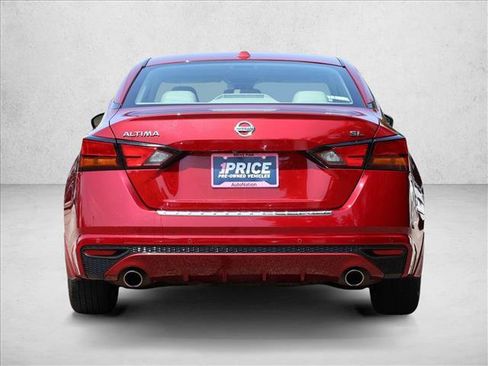 Used 2019 Nissan Altima 2.5 SL FWD image 6