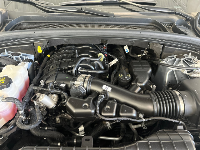 Used 2024 Jeep Grand Cherokee Altitude AWD/4WD image 33