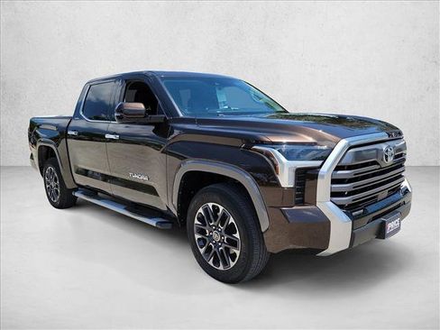 Used 2023 Toyota Tundra Limited w/ Power Package AWD/4WD image 2