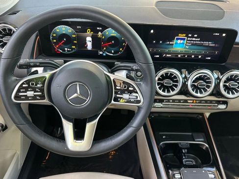 Certified 2023 Mercedes-Benz GLB 250 image 27