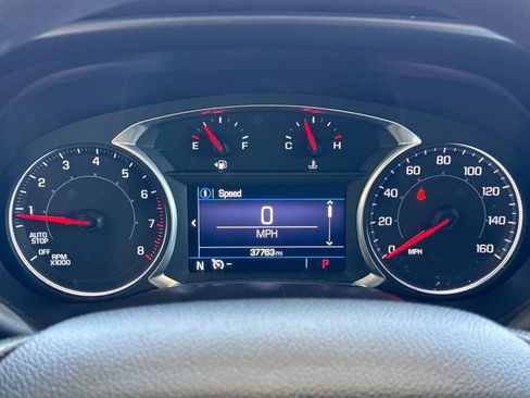 Used 2022 GMC Acadia SLE w/ Driver Convenience Package FWD image 29