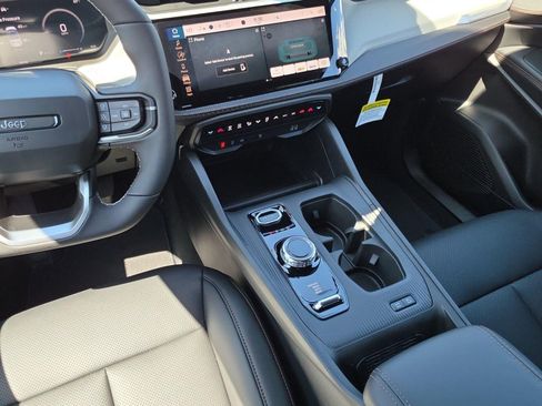 New 2026 Jeep Cherokee Limited AWD/4WD image 27