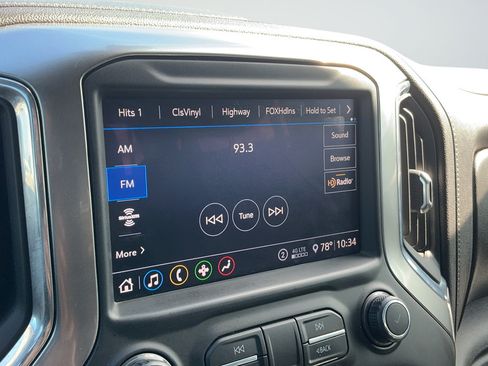Used 2020 Chevrolet Silverado 1500 LTZ w/ LTZ Texas Edition RWD image 11