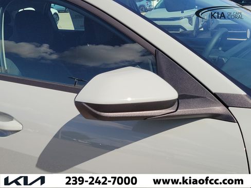 New 2026 Kia K4 FWD image 8