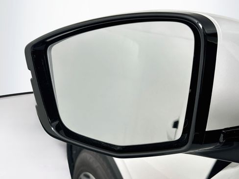 Used 2024 Acura MDX FWD w/ Technology Package image 16