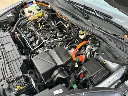 Used 2021 Ford Escape SE image 29