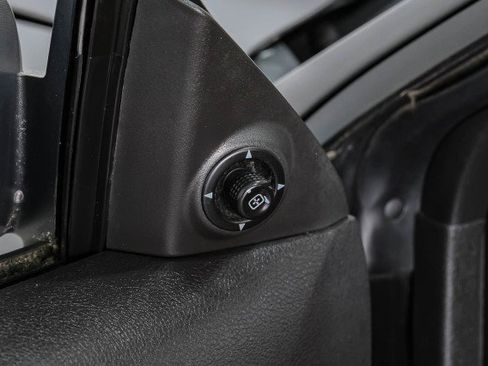 Used 2006 Ford Mustang GT RWD image 33