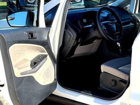 Used 2021 Ford EcoSport S image 8
