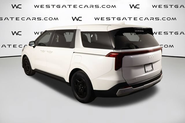Certified 2025 Kia Carnival FWD image 44