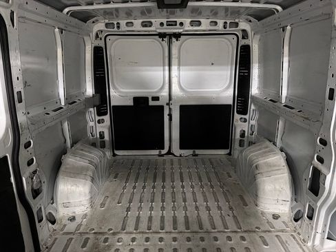 Used 2025 RAM ProMaster 2500 w/ Convenience Group FWD image 29