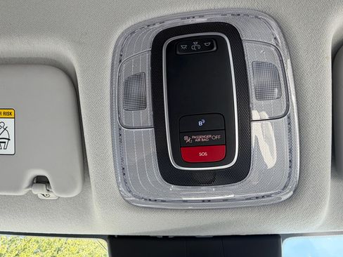 Used 2024 Hyundai Kona SEL FWD image 46