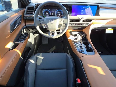 New 2026 Toyota Crown Limited image 6