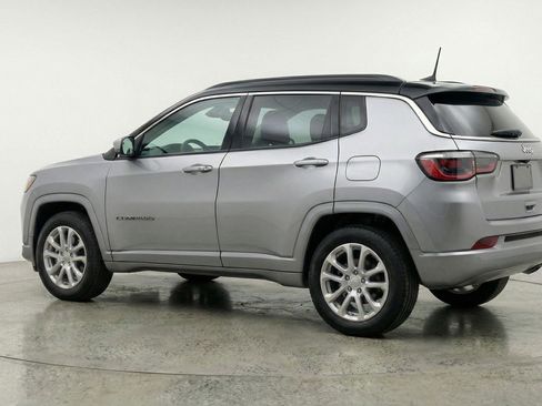 Used 2025 Jeep Compass Limited image 6