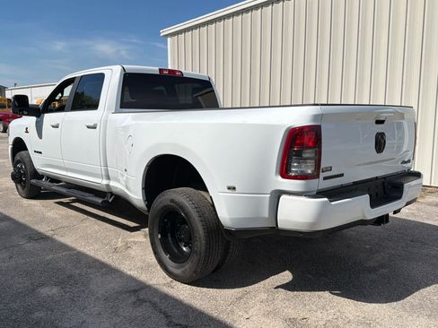 Used 2024 RAM 3500 Big Horn w/ Night Edition AWD/4WD image 14