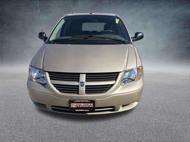 Used 2007 Dodge Grand Caravan SE w/ Popular Equipment Group I FWD image 3