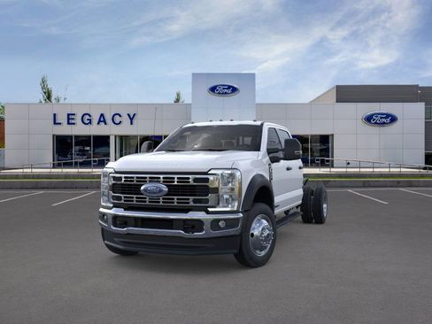 New 2025 Ford F550 XL image 2