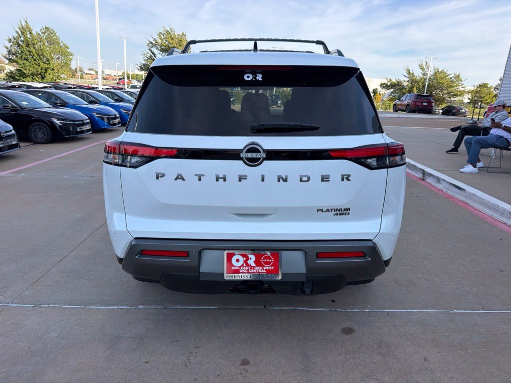 Used 2026 Nissan Pathfinder Platinum w/ Cargo Package AWD/4WD image 4