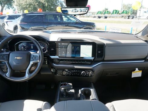 New 2026 Chevrolet Silverado 1500 LTZ w/ LTZ Premium Package image 28