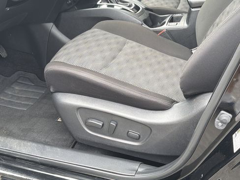 Used 2021 Nissan Rogue Sport SV FWD image 15