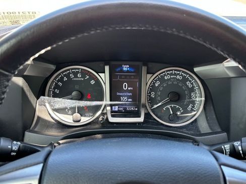 Used 2023 Toyota Tacoma SR5 RWD image 23