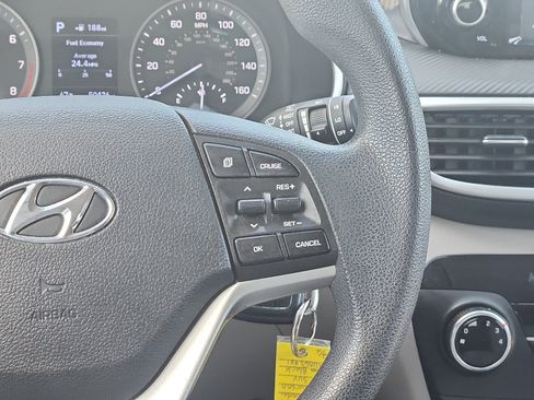 Used 2019 Hyundai Tucson SE AWD/4WD image 16