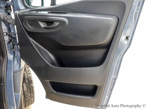 Used 2021 Mercedes-Benz Sprinter 2500 image 17