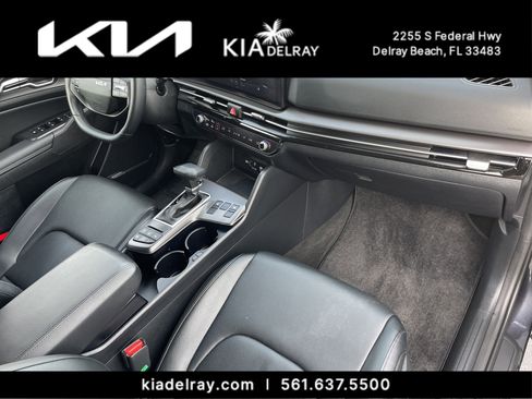 Used 2026 Kia Sportage SX image 10