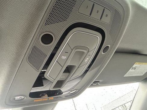 Used 2018 Audi A4 2.0T Ultra Premium w/ Convenience Package image 17