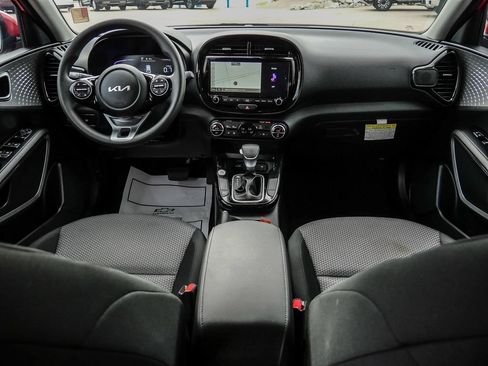 Used 2025 Kia Soul S FWD image 23