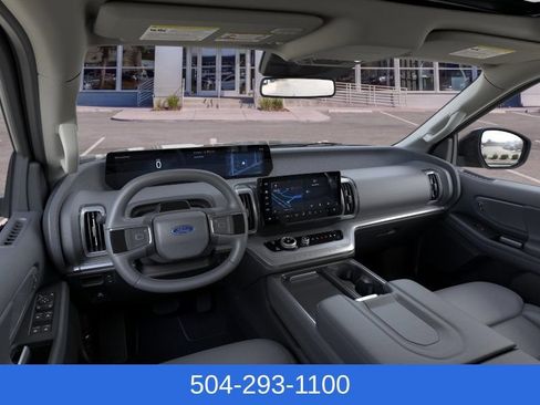 New 2026 Ford Expedition Active RWD image 11
