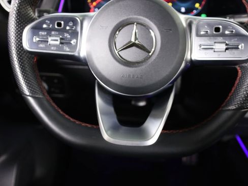 Used 2023 Mercedes-Benz GLB 250 4MATIC image 42