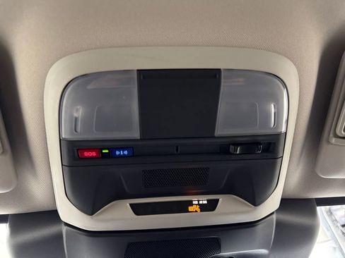 Used 2024 Subaru Crosstrek 2.0i Premium image 22