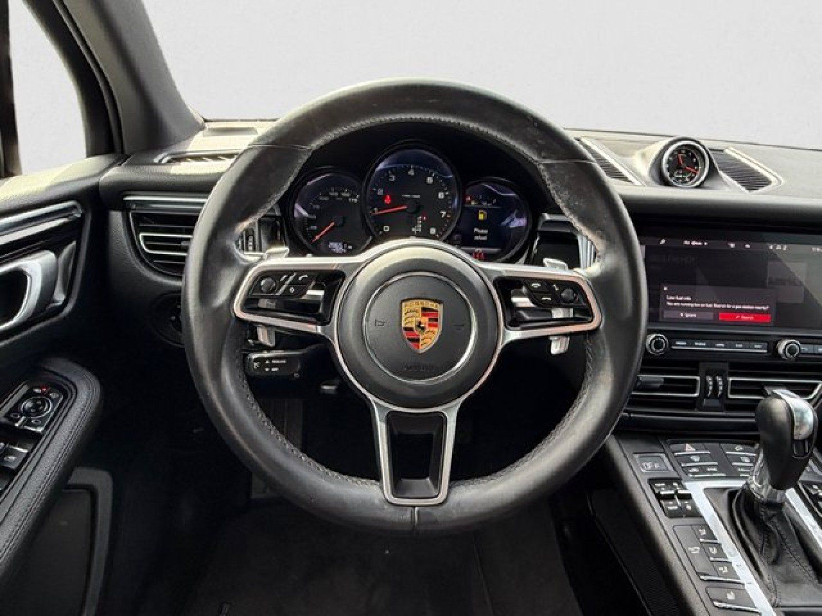 Used 2021 Porsche Macan AWD/4WD image 15