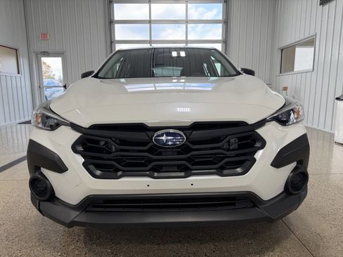 Used 2024 Subaru Crosstrek 2.0i image 6