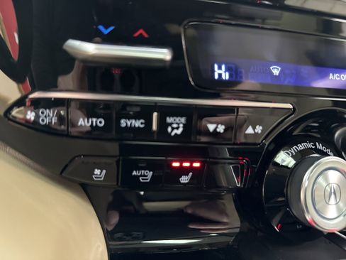 Used 2023 Acura MDX SH-AWD w/ Advance Package image 16